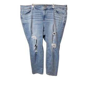 Torrid Womens 28R Light Wash Jeans Boyfriend Straight Vintage Stretch Distressed